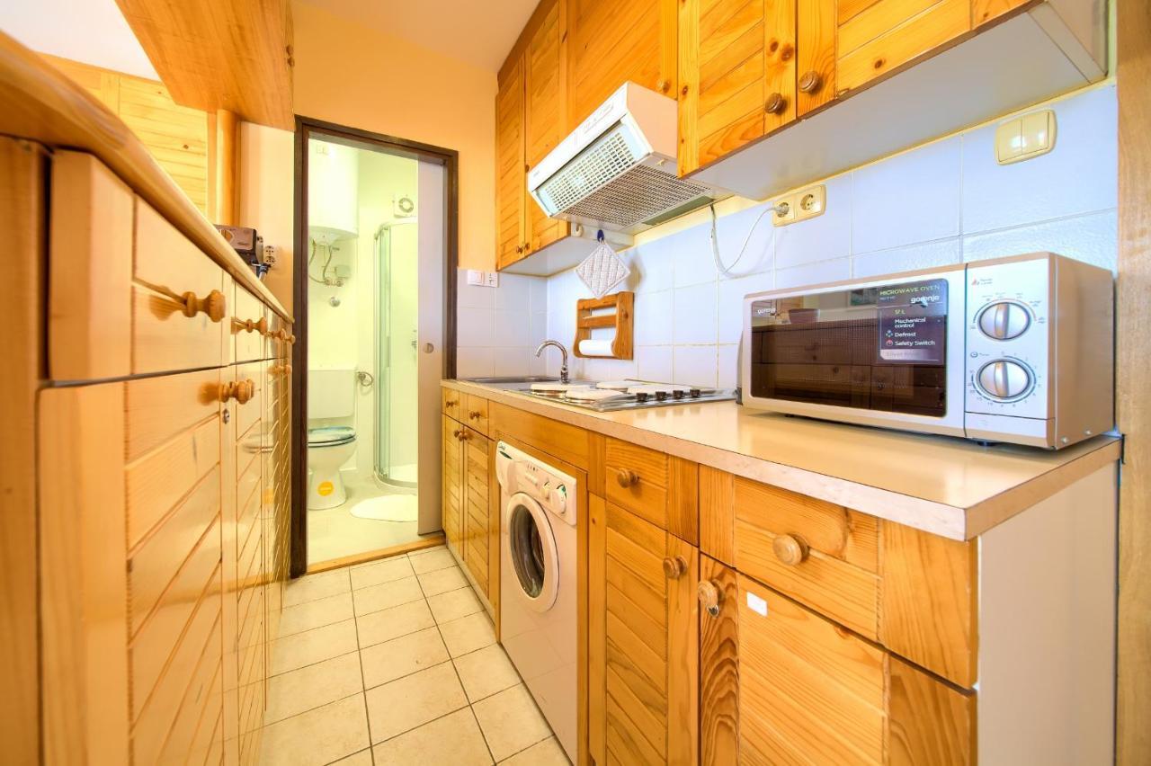 Studio Apartment Vesna Krk Town Exteriör bild